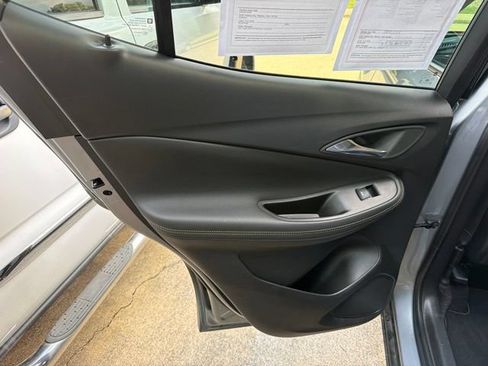Used 2023 Buick Encore GX Select FWD image 17