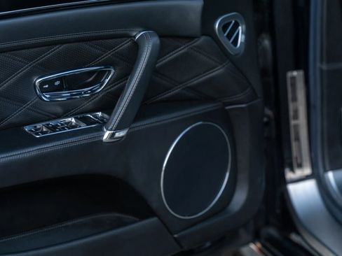Used 2015 Bentley Flying Spur V8 image 59