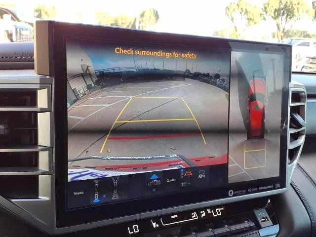 Used 2023 Toyota Sequoia Platinum AWD/4WD image 6