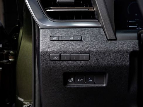 Used 2025 Lexus GX 550 w/ Accessory Package (Z1) AWD/4WD image 20