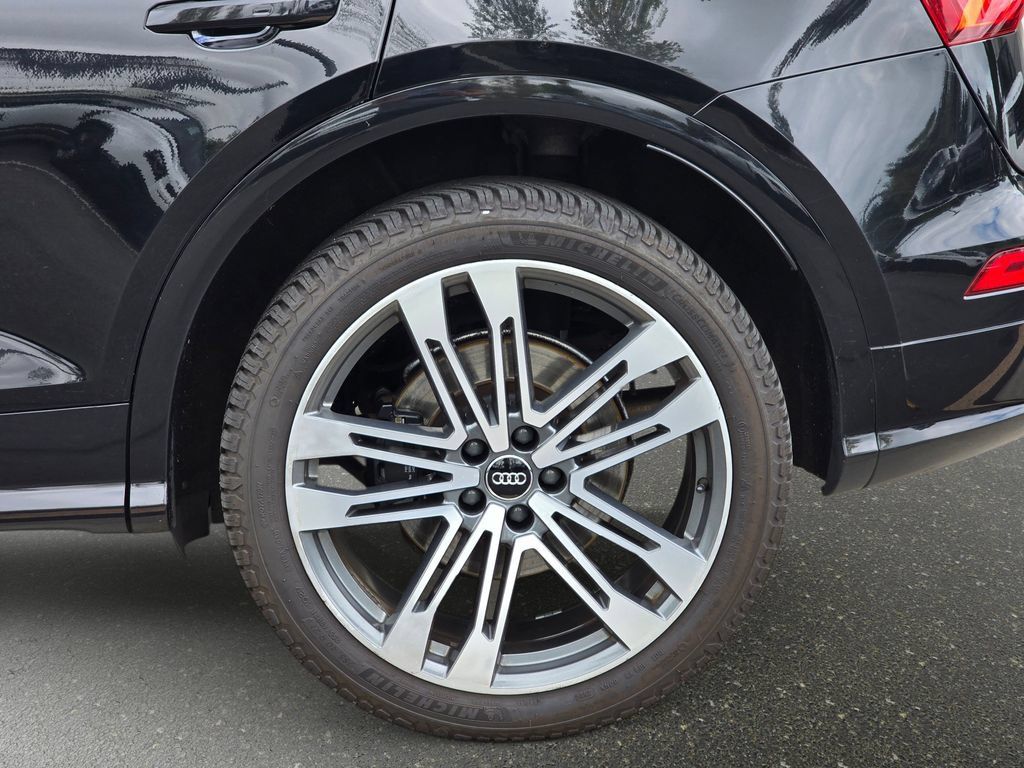 Used 2018 Audi SQ5 Prestige w/ Prestige Package AWD/4WD image 38