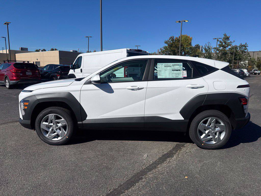 New 2027 Hyundai Kona SE AWD/4WD image 3