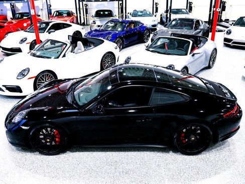 Used 2018 Porsche 911 Carrera 4 GTS image 7