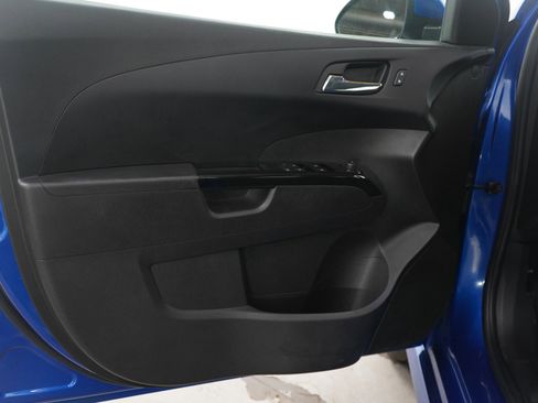 Used 2019 Chevrolet Sonic LT w/ Convenience Package image 17