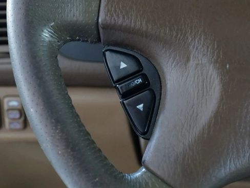 Used 2002 Acura MDX Touring image 15