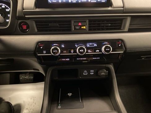 Certified 2025 Honda Pilot EX-L image 12