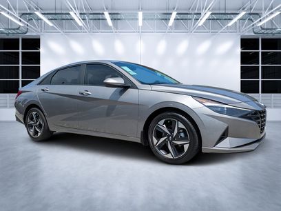 Certified 2023 Hyundai Elantra SEL w/ Convenience Package