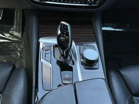 Used 2019 BMW M550i xDrive AWD/4WD image 15