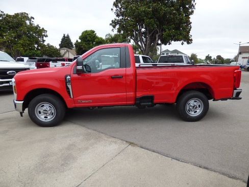 New 2026 Ford F250 XL w/ XL Chrome Package image 18