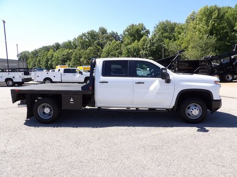 Used 2025 Chevrolet Silverado 3500 W/T w/ WT Convenience Package AWD/4WD image 9