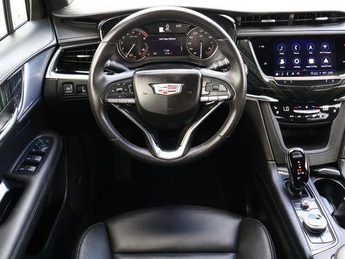 Certified 2023 Cadillac XT6 Premium Luxury image 14