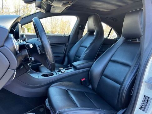 Used 2018 Mercedes-Benz CLA 250 4MATIC image 12