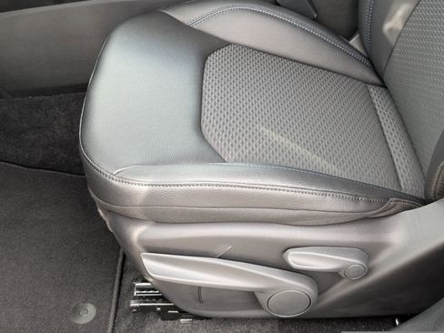 New 2026 Jeep Compass Latitude AWD/4WD image 8