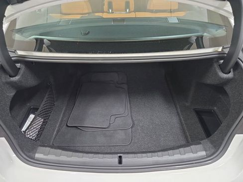 Used 2025 BMW 330i Sedan w/ Convenience Package image 30