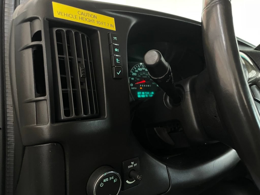 Used 2014 GMC Savana 3500 Extended RWD image 38