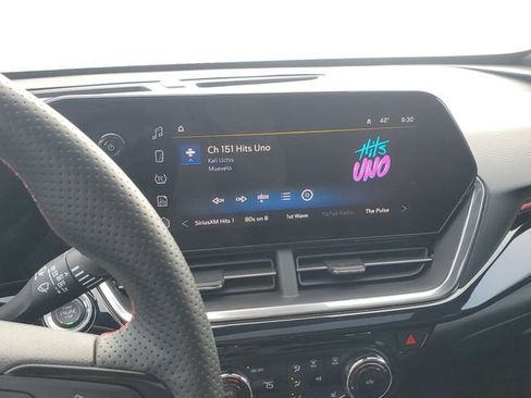 Certified 2024 Chevrolet Trax RS w/ Sunroof Package image 27