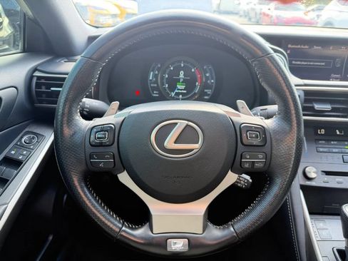 Used 2019 Lexus IS 300 F Sport w/ F Sport Package RWD image 19