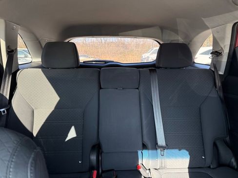 Certified 2018 Kia Sorento LX w/ LX V6 Convenience Package image 40