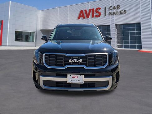 Used 2025 Kia Telluride S image 2