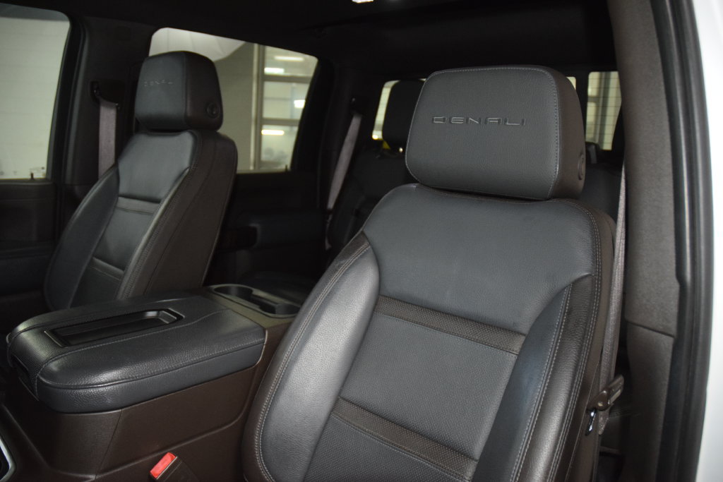 Used 2020 GMC Sierra 2500 Denali w/ Denali Ultimate Package AWD/4WD image 41
