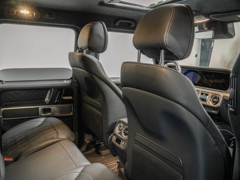 Used 2025 Mercedes-Benz G 550 image 29