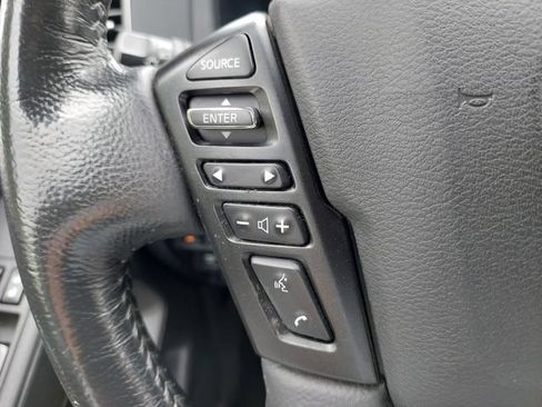 Used 2024 Nissan Frontier SV w/ Technology Package AWD/4WD image 31