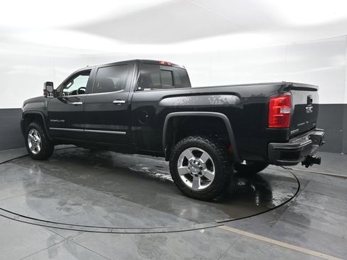 Used 2016 GMC Sierra 2500 Denali w/ Duramax Plus Package image 8
