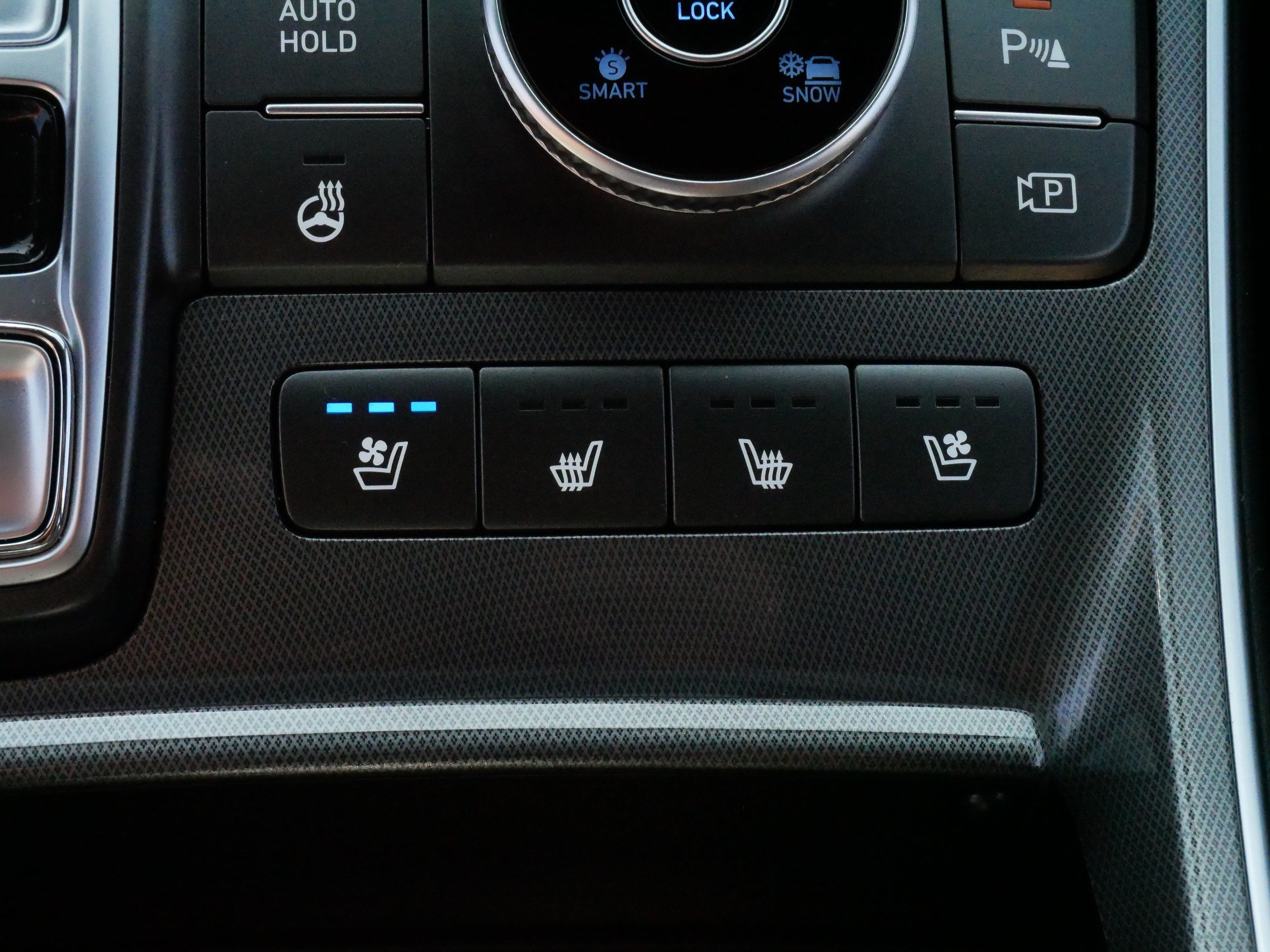 Used 2022 Hyundai Santa Fe Calligraphy AWD/4WD image 28