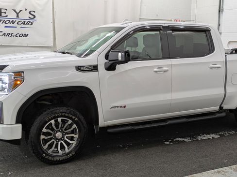 Used 2021 GMC Sierra 1500 AT4 w/ Driver Alert Package I image 2