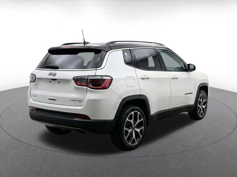 Used 2025 Jeep Compass Limited AWD/4WD image 7