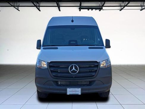 New 2026 Mercedes-Benz Sprinter 2500 image 2