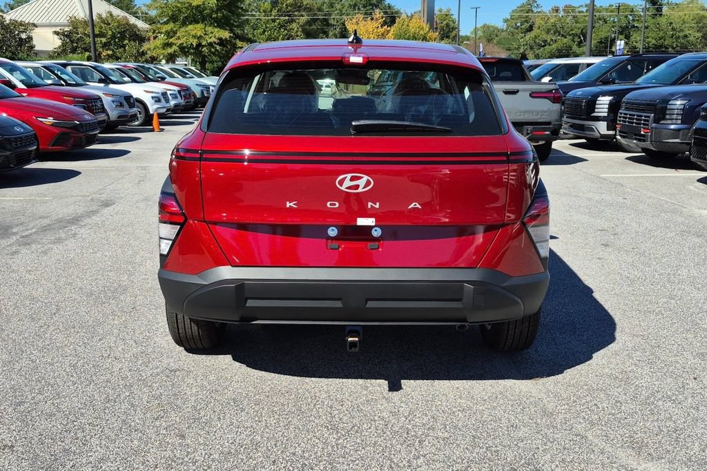 New 2027 Hyundai Kona SE FWD image 6