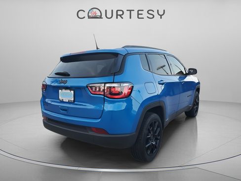 Certified 2025 Jeep Compass Latitude w/ Altitude Special Edition image 4