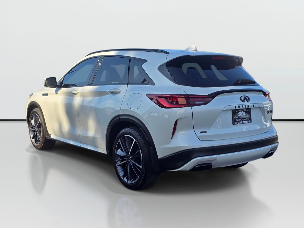 Used 2023 INFINITI QX50 Sport AWD/4WD image 3