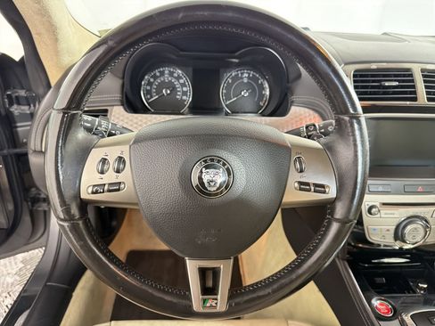 Used 2009 Jaguar XKR R RWD image 17