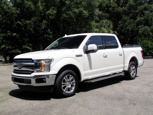 Used 2018 Ford F150 Lariat w/ Trailer Tow Package image 3