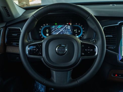 Used 2023 Volvo XC90 B6 Plus w/ Protection Package Premier image 16