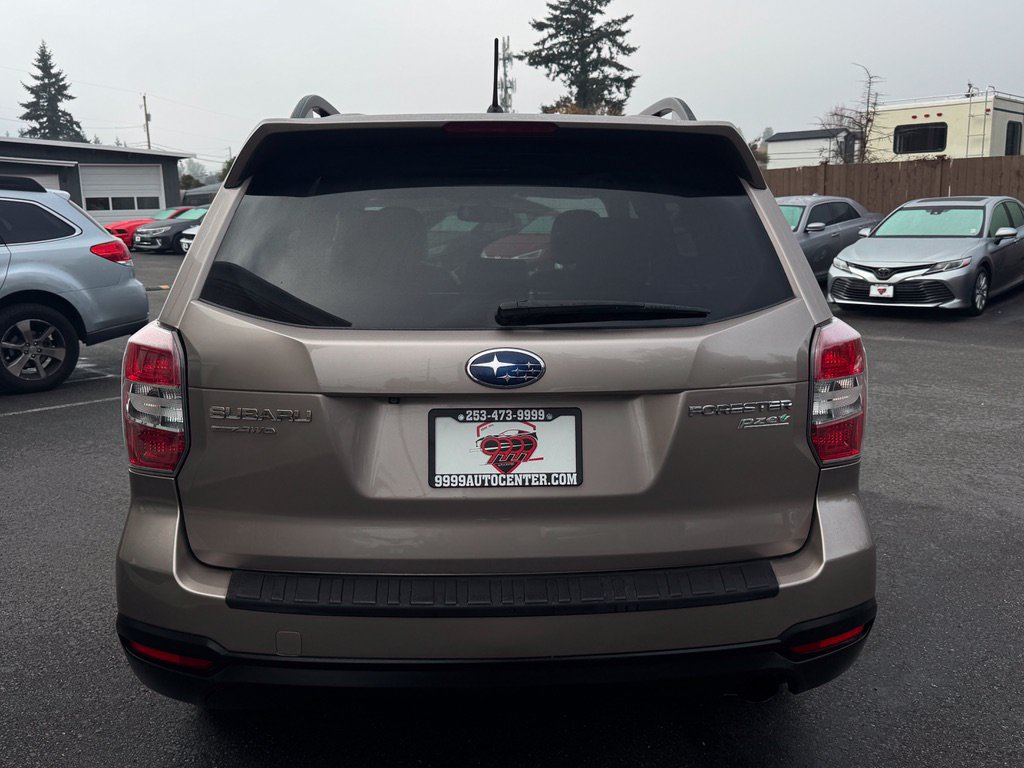 Used 2014 Subaru Forester 2.5i Limited AWD/4WD image 6