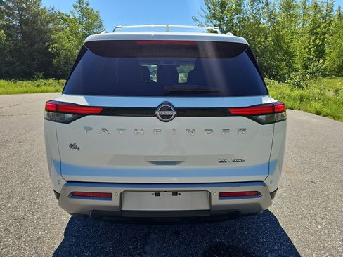 Certified 2023 Nissan Pathfinder SL AWD/4WD image 6