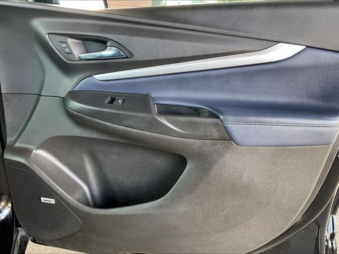 Used 2022 Chevrolet Bolt EUV Premier w/ Sun & Sound Package FWD image 25