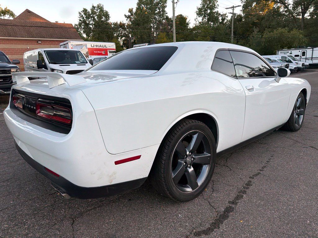 Used 2014 Dodge Challenger R/T Plus RWD image 5
