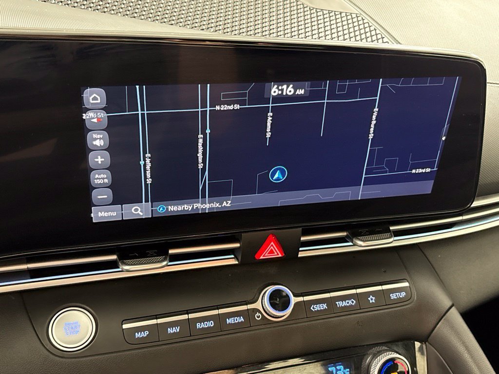 Used 2024 Hyundai Elantra SEL FWD image 36