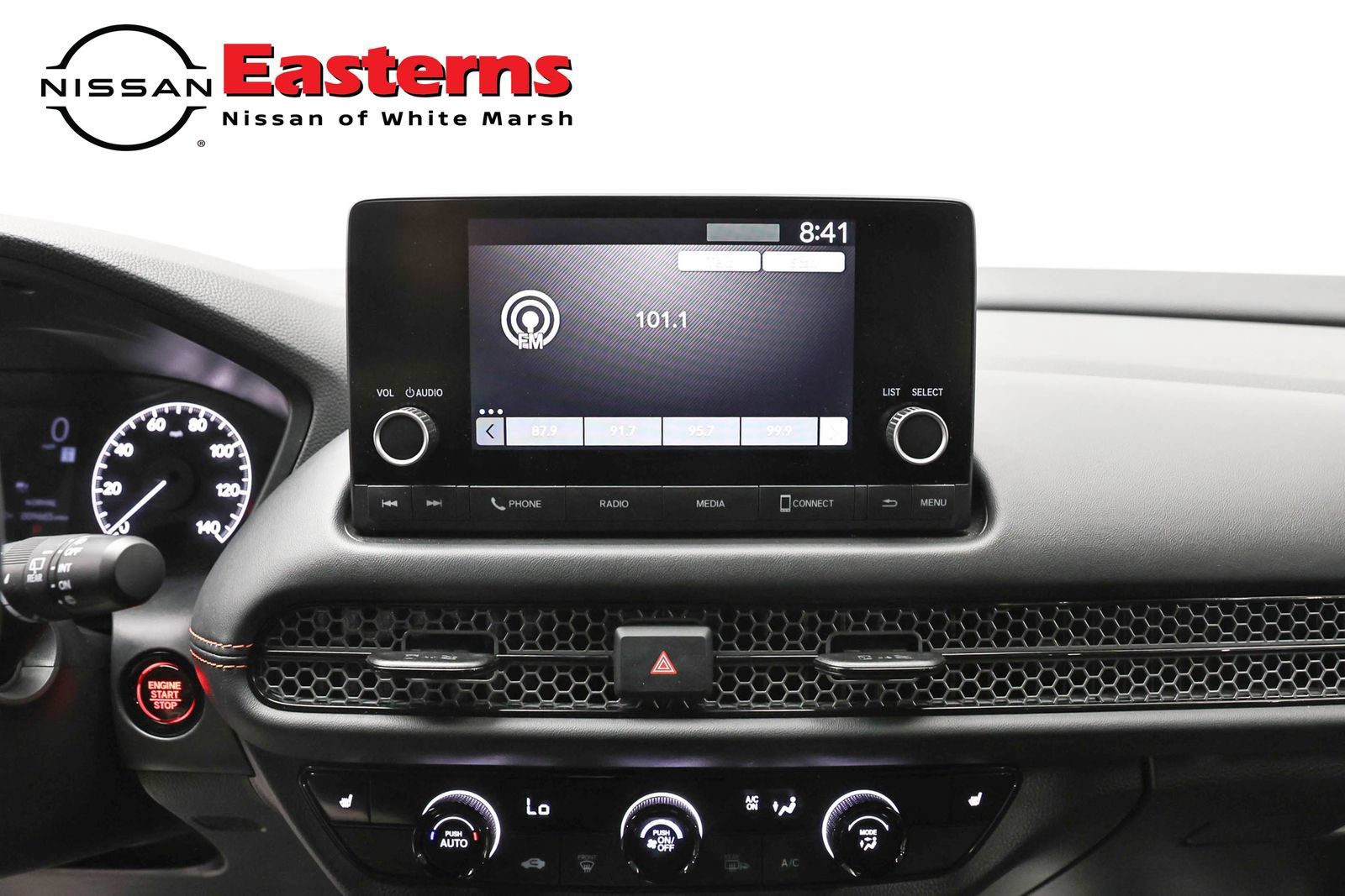 Used 2025 Honda HR-V Sport image 11