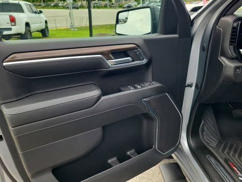 Used 2024 Chevrolet Silverado 1500 RST AWD/4WD image 17
