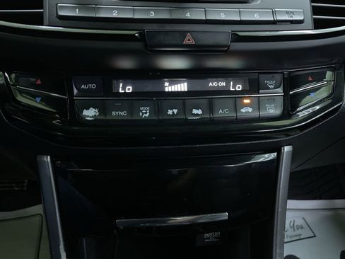 Used 2017 Honda Accord Sport Special Edition image 23