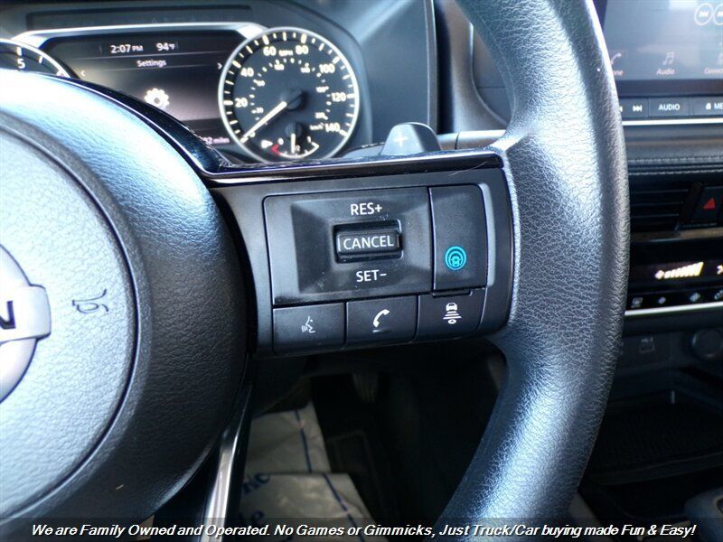 Used 2021 Nissan Rogue SV FWD image 35