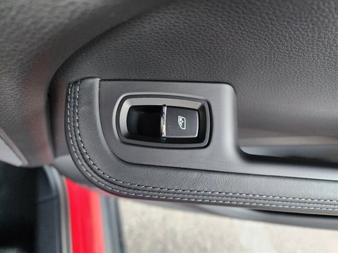 Used 2024 Porsche Macan w/ Premium Plus Package image 65