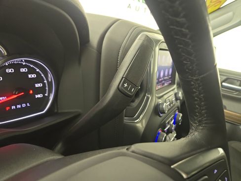 Certified 2022 Chevrolet Silverado 1500 LT w/ Z71 Off-Road Package image 23