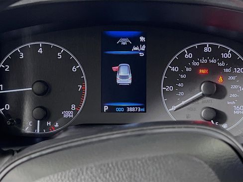 Used 2025 Toyota Corolla Cross L FWD image 22