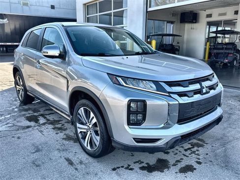 Used 2021 Mitsubishi Outlander Sport SE image 8